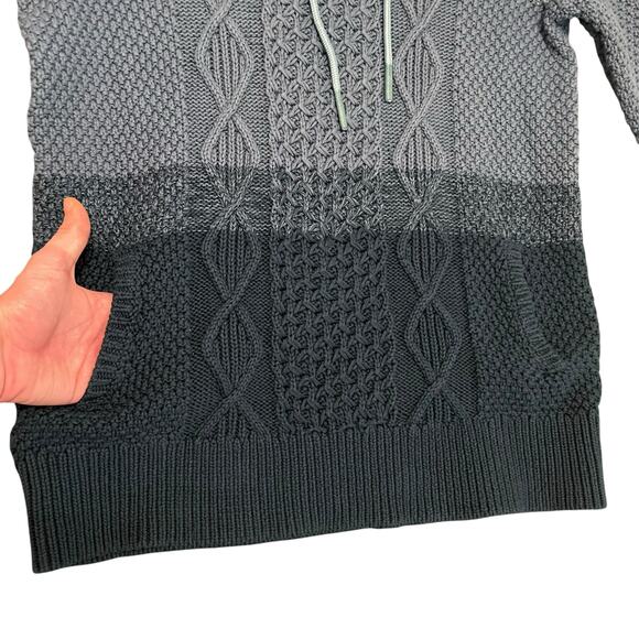 L.L. Bean Signature Cowl Neck Sweater Colorblock Knit Blue Gradient Size Medium - Picture 5 of 9